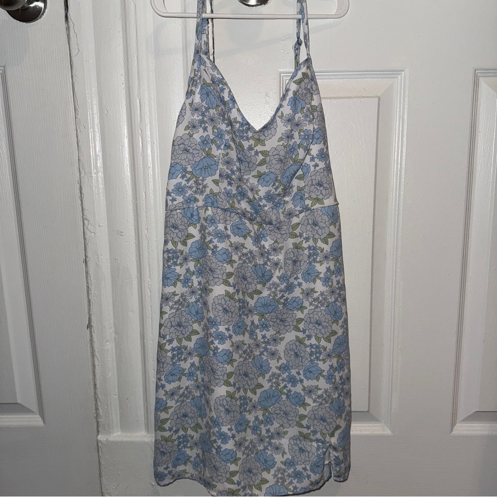 Hollister Blue Floral Dress – Size Small